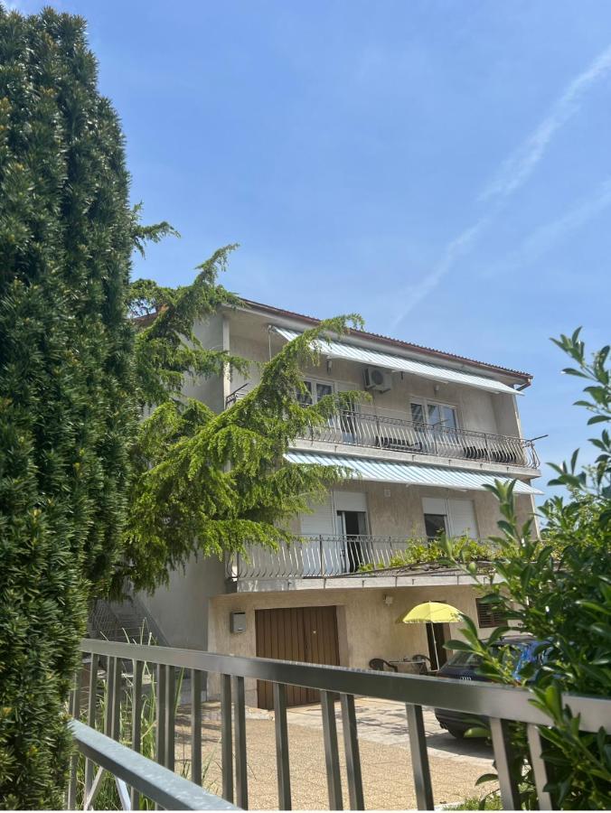 Lotus Holiday Apartment In Skrljevo Bakar Exterior photo