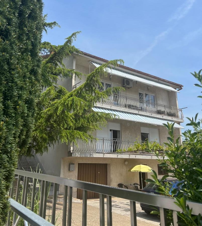 Lotus Holiday Apartment In Skrljevo Bakar Exterior photo