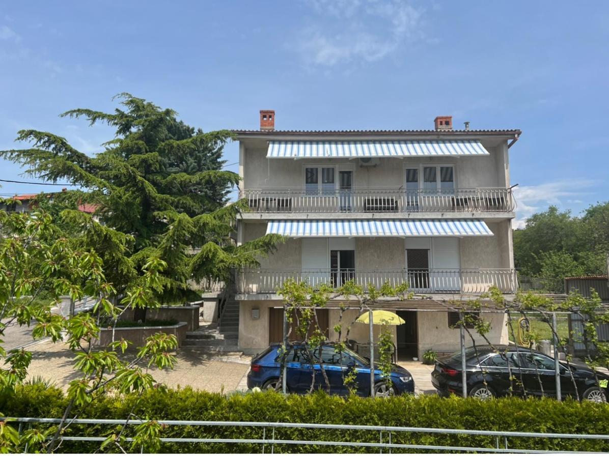 Lotus Holiday Apartment In Skrljevo Bakar Exterior photo
