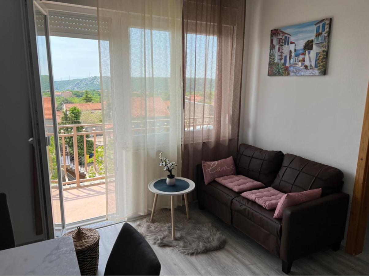 Lotus Holiday Apartment In Skrljevo Bakar Exterior photo