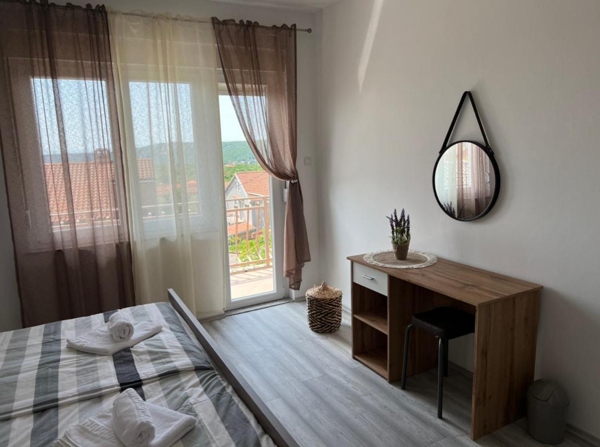 Lotus Holiday Apartment In Skrljevo Bakar Exterior photo