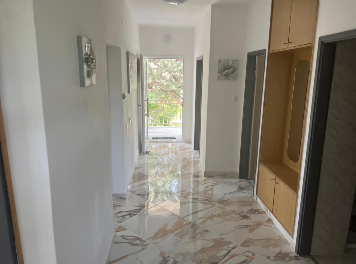 Lotus Holiday Apartment In Skrljevo Bakar Exterior photo